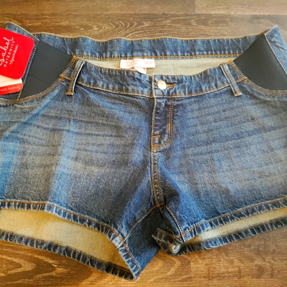 New Maternity Shorts size 12 - Picture 1 of 4